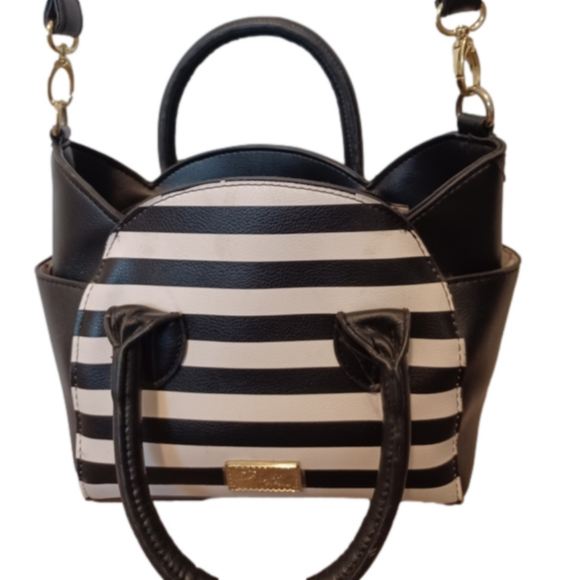 Betsey Johnson | Luv Cat Purse - Picture 2 of 4